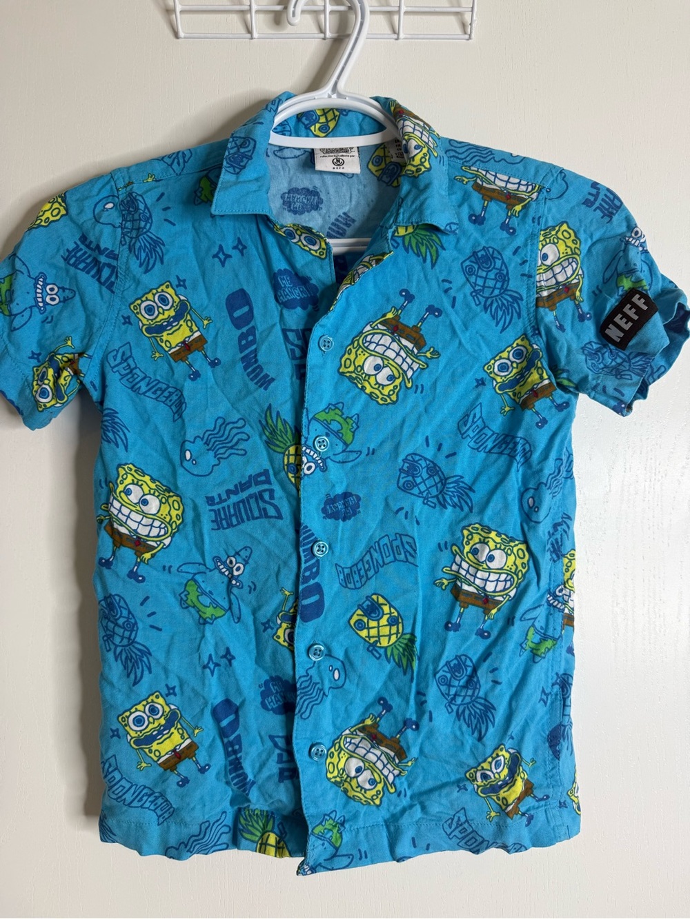 NEFF Boy's Blue SpongeBob Short Sleeve Button-Up Shirt Collared Small (7/8)